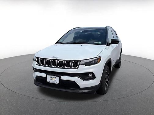 Bright White Clearcoat 2025 Jeep Compass Limited