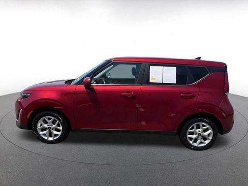 Mars Orange 2025 Kia Soul LX