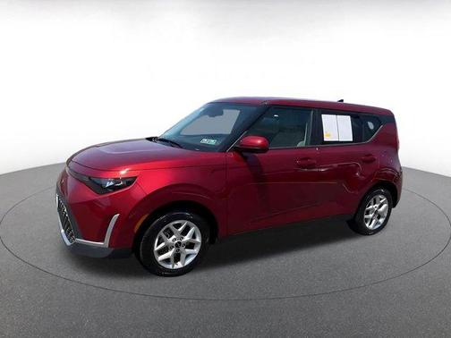 Mars Orange 2025 Kia Soul LX