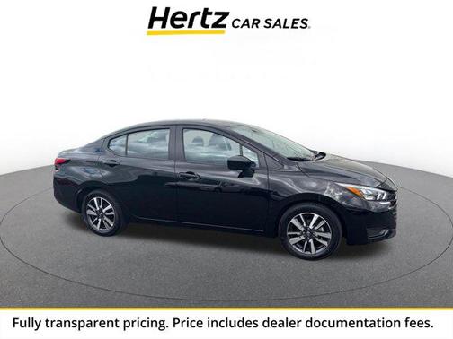 Super Black 2025 Nissan Versa 1.6 SV