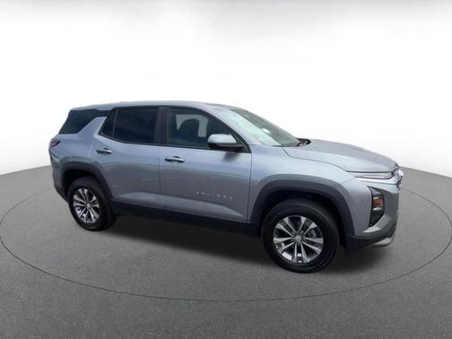 Sterling Gray Metallic 2025 Chevrolet Equinox 1LT