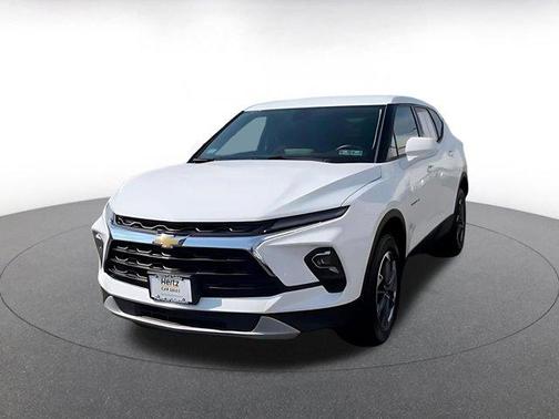 Summit White 2025 Chevrolet Blazer 2LT