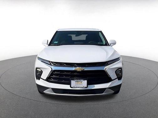 Summit White 2025 Chevrolet Blazer 2LT