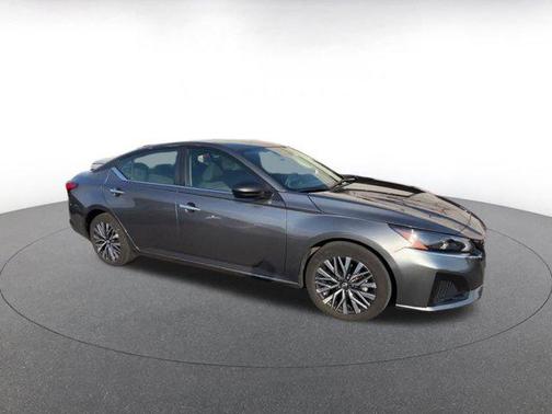 Gun Metallic 2025 Nissan Altima SV FWD