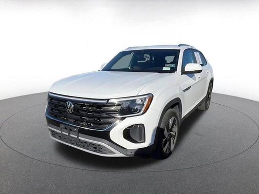 2025 Volkswagen Atlas Cross Sport 2.0T SE w/Technology 4MOTION