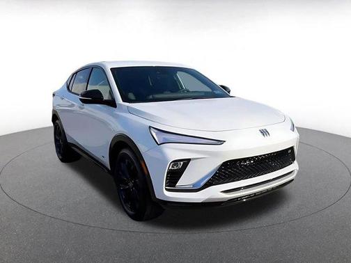 Summit White 2025 Buick Envista Sport Touring FWD