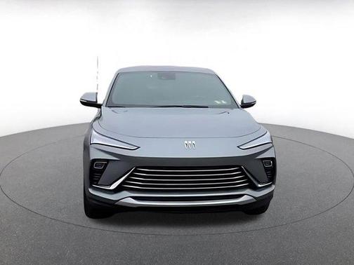 Moonstone Gray Metallic 2025 Buick Envista Preferred FWD