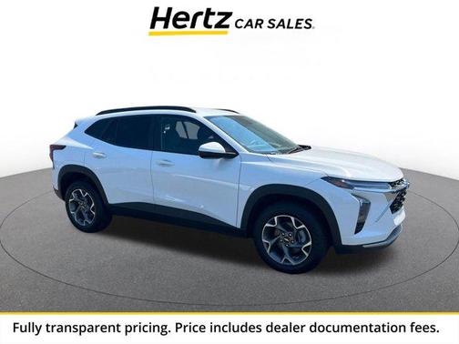 Summit White 2025 Chevrolet Trax LT