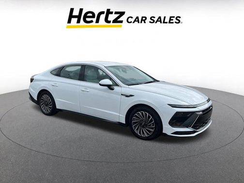 2024 Hyundai SONATA Hybrid SE