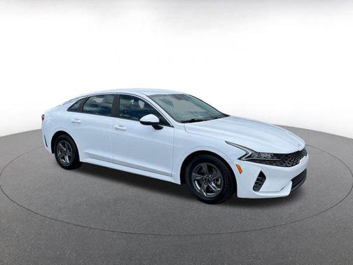 2023 Kia K5 LXS