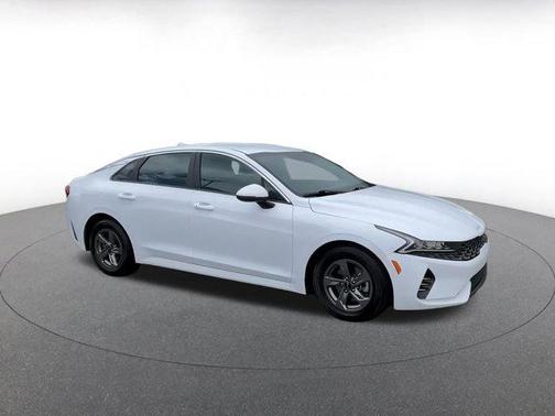2023 Kia K5 LXS