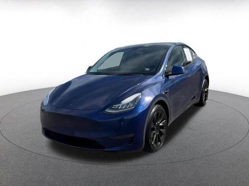 2022 Tesla Model Y Long Range Dual Motor All-Wheel Drive