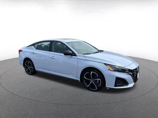 2024 Nissan Altima SR Intelligent AWD