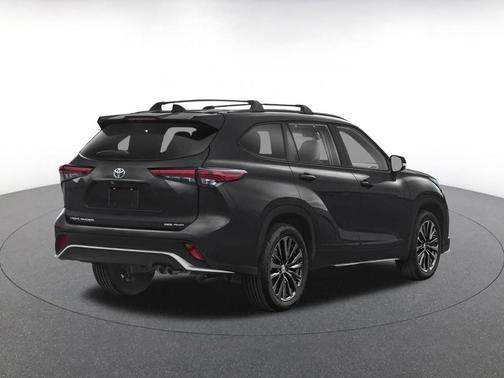 Midnight Black Metallic 2025 Toyota Highlander XSE