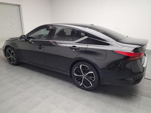 2023 Nissan Altima SR FWD