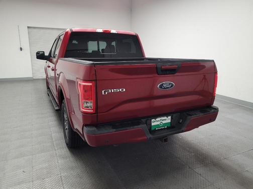 Ruby Red Metallic Tinted Clearcoat 2015 Ford F-150 XLT