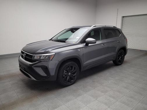 Gray 2023 Volkswagen Taos 1.5T SE