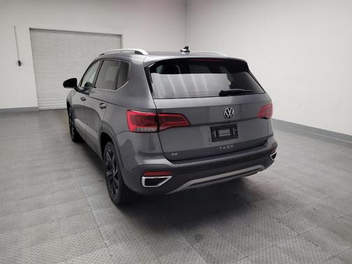 Gray 2023 Volkswagen Taos 1.5T SE