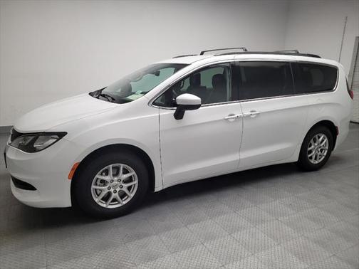 2021 Chrysler Voyager LXI