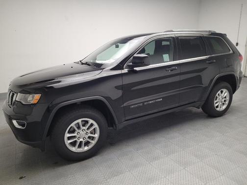 2020 Jeep Grand Cherokee Laredo