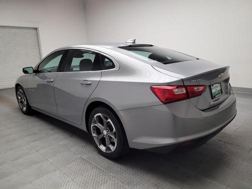 Sterling Gray Metallic 2023 Chevrolet Malibu FWD 1LT
