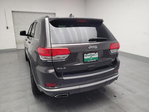 2017 Jeep Grand Cherokee Summit