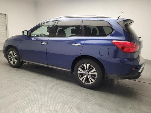 2018 Nissan Pathfinder S