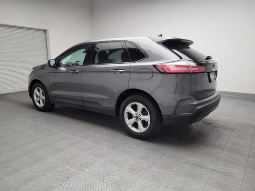 2021 Ford Edge SE