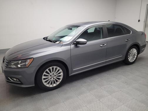 2016 Volkswagen Passat 1.8T SE w/Technology