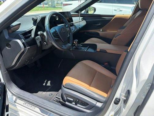 White Pearl 2023 Lexus ES 350