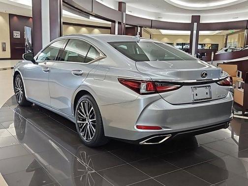 2025 Lexus ES 350 Base