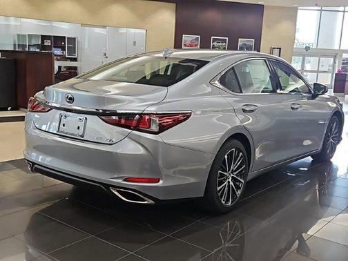 2025 Lexus ES 350 Base