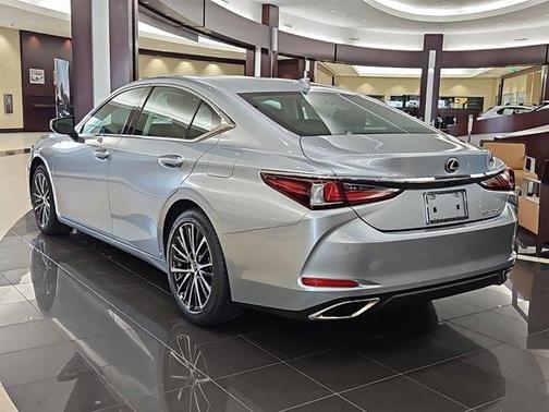 2025 Lexus ES 350 Base