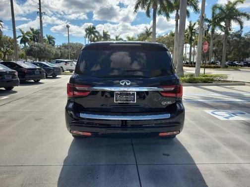 2021 INFINITI QX80 SENSORY