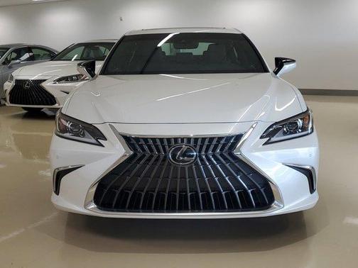 2025 Lexus ES 350 Base