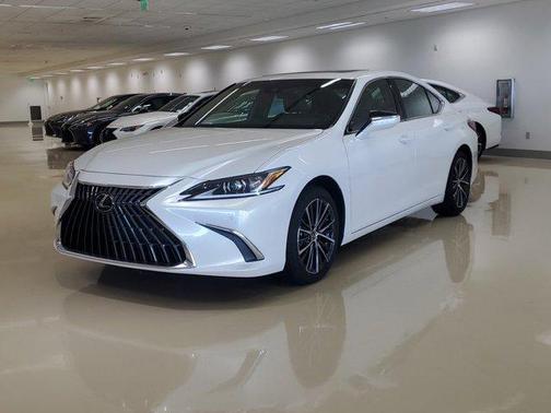 2025 Lexus ES 350 Base