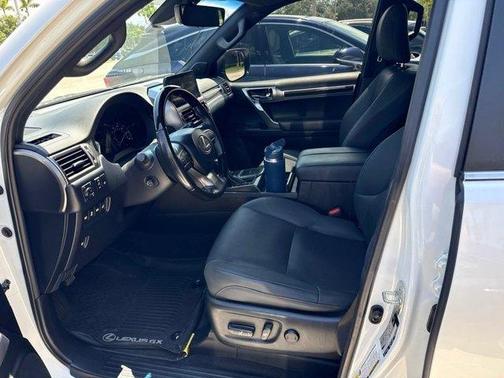 White Pearl 2023 Lexus GX 460 Base