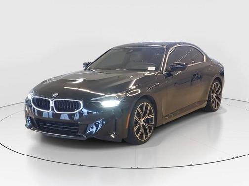 2022 BMW 230 i