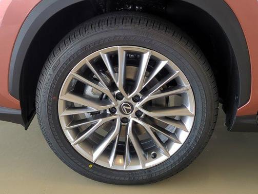 2025 Lexus NX 350h Premium