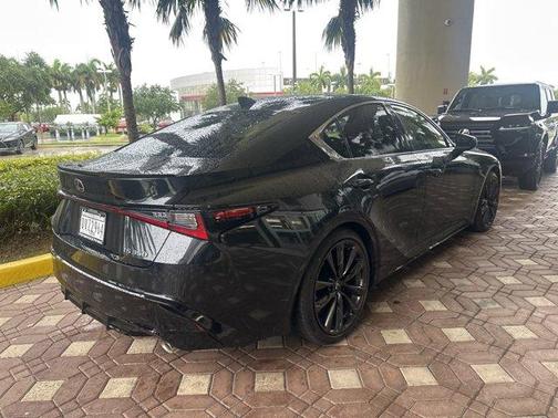 2025 Lexus IS 350 F SPORT Design
