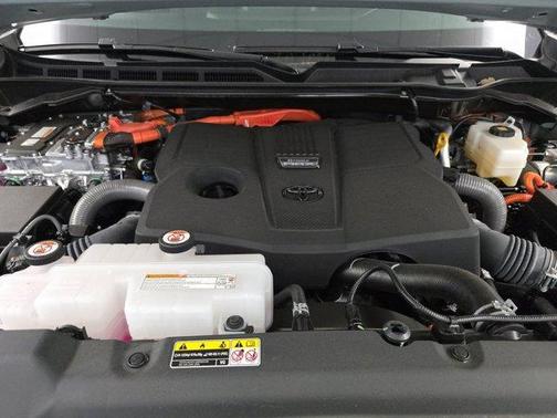 2025 Toyota Tundra Hybrid Limited