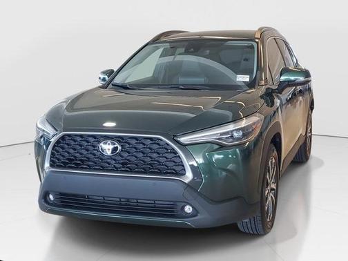 2022 Toyota Corolla Cross XLE