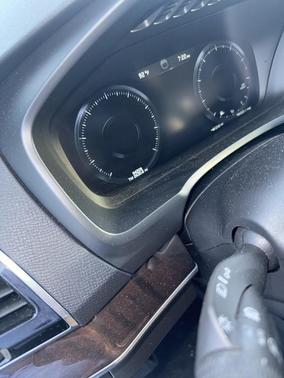2017 Volvo XC90 T6 Momentum
