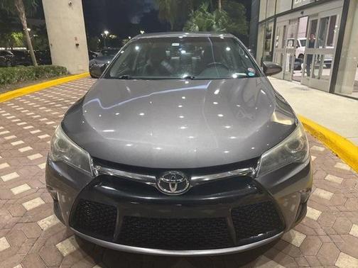 2015 Toyota Camry SE