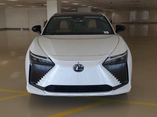 Eminent White Pearl 2024 Lexus RZ 300e 300E