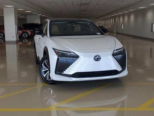Eminent White Pearl 2024 Lexus RZ 300e 300E