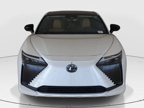 Eminent White Pearl 2024 Lexus RZ 300e 300E