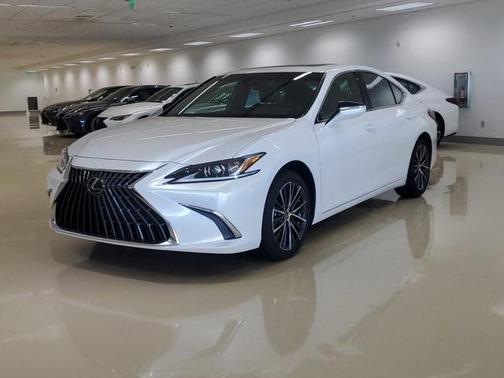 2025 Lexus ES 350 Base