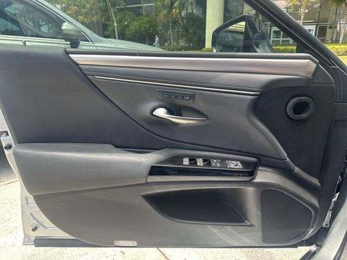 2022 Lexus ES 350 F Sport