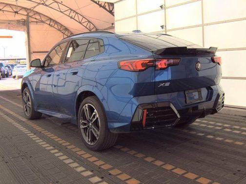 Portimao Blue Metallic 2025 BMW X2 xDrive28i